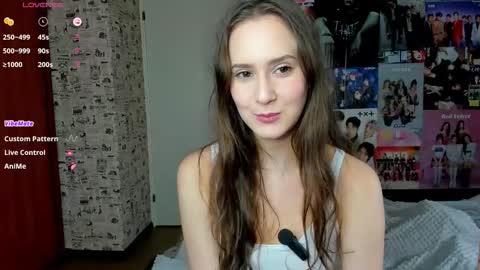 Lucy Rose online show from October 13, 2025, 4:12 am