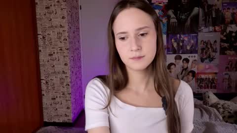 Lucy Rose online show from December 22, 2025, 2:08 am