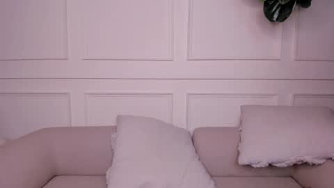 Lucy online show from November 16, 2025, 3:56 am