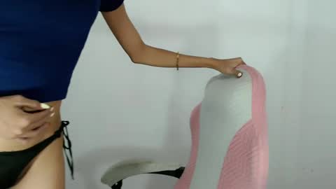 Snapshot of lucyseductive_ chatting on July 6, 2026, 7:38 am JIRVIE online show from July 6, 2026, 7:38 am