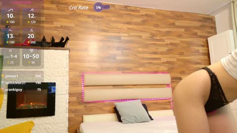 LucyWillow online show from December 6, 2024, 9:43 am