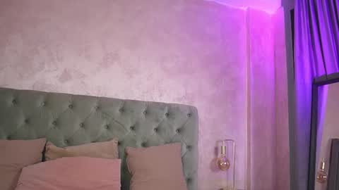 LucyWillow online show from July 17, 2026, 4:41 am