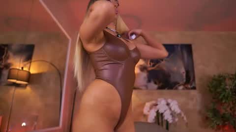 LucyRose online show from June 18, 2026, 8:14 am