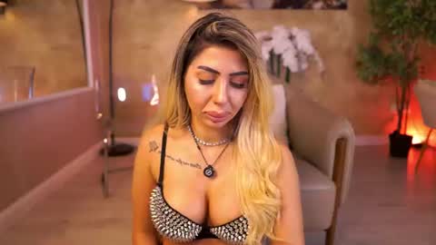 LucyRose online show from June 20, 2026, 8:17 am