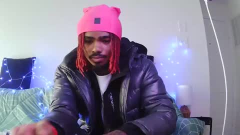 Snapshot of luhfreak444 chatting on November 19, 2025, 6:52 pm Riskdtb online show from November 19, 2025, 6:52 pm