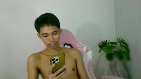 lui_the_fucker online show from December 15, 2025, 5:44 am