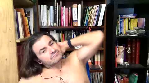 LUIGIJOHN online show from October 23, 2025, 2:11 am