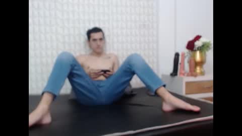 luigimarchetti online show from September 21, 2025, 8:54 pm