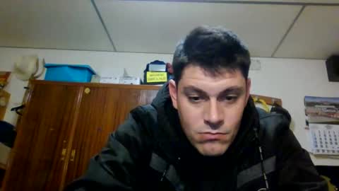 Snapshot of luis2423 chatting on January 11, 2026, 5:18 pm A slave to the mistress.. un esclavo para las amas dominantes. online show from January 11, 2026, 5:18 pm