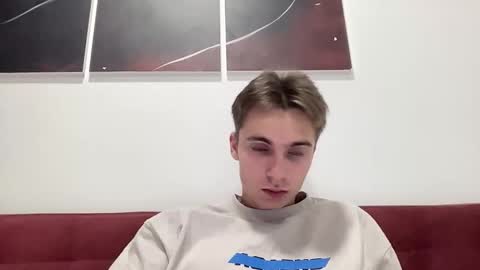 Luis online show from October 17, 2025, 8:55 pm