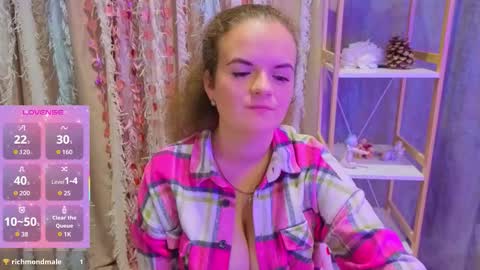 Luisa Rosee online show from October 17, 2025, 7:38 pm