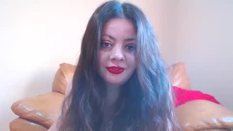 Snapshot of luisahornydoll chatting on April 15, 2026, 4:41 am Cassie online show from April 15, 2026, 4:41 am