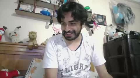 luismiastarot online show from November 6, 2025, 2:12 am