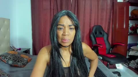 Snapshot of luissa_s1 chatting on December 5, 2024, 11:27 am Luissa online show from December 5, 2024, 11:27 am