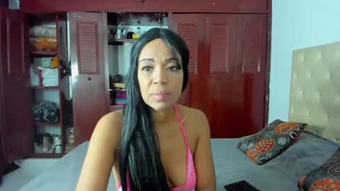 Snapshot of luissa_s1 chatting on December 21, 2024, 11:33 am Luissa online show from December 21, 2024, 11:33 am