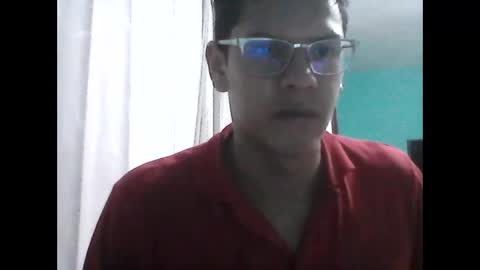 Snapshot of luiyi1997 chatting on February 9, 2025, 11:04 pm EroticMan online show from February 9, 2025, 11:04 pm