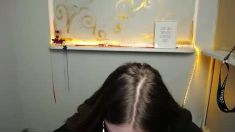 Luiza online show from December 17, 2024, 11:17 am