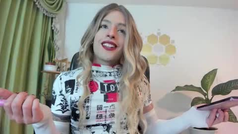 Luka Castillo online show from February 20, 2026, 3:14 am