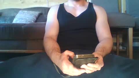 lukaf887 online show from April 27, 2026, 9:07 am