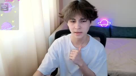 lukahayes online show from April 2, 2026, 4:04 pm