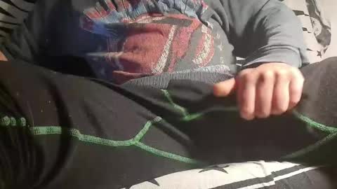 lukas_21cm online show from April 27, 2026, 11:47 pm