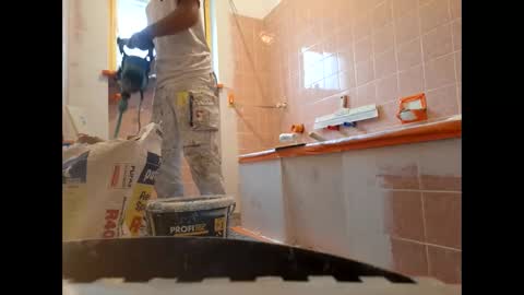 lukasschoetz online show from October 23, 2025, 8:57 am