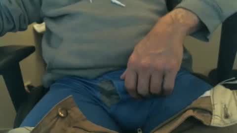 luke7711 online show from November 21, 2025, 10:52 pm