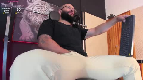 LUKE online show from April 24, 2026, 11:45 am