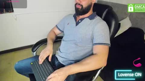 luke diaz7 online show from November 7, 2025, 11:27 pm