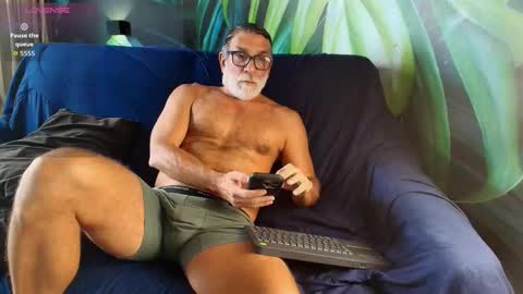 Luke Crews online show from February 6, 2026, 6:00 pm