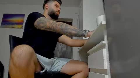 Luke online show from October 24, 2025, 11:39 am