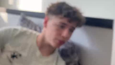 Snapshot of lukedesirable chatting on March 7, 2025, 1:29 pm lukedesirable online show from March 7, 2025, 1:29 pm