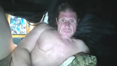 Snapshot of lukeewingxxx chatting on December 1, 2024, 4:40 pm DJ JAGGED online show from December 1, 2024, 4:40 pm