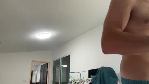 MR. Luke Gunn online show from January 9, 2025, 2:22 am