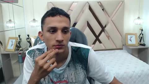 IM STIVEN online show from February 10, 2025, 12:08 pm