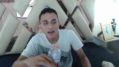 IM STIVEN online show from February 11, 2025, 3:18 pm