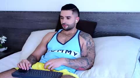 Lukhas f4f online show from December 13, 2025, 8:14 pm