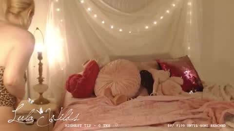 Snapshot of lulawilds chatting on October 10, 2025, 2:21 am lula wilds online show from October 10, 2025, 2:21 am