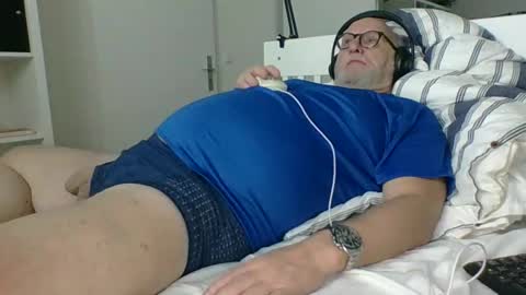 luley58 online show from March 4, 2025, 4:38 am