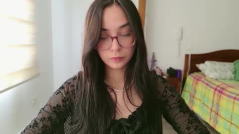 Luli online show from June 3, 2026, 2:33 pm