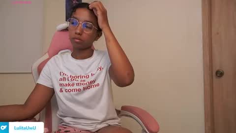 Snapshot of lulitauwu chatting on November 26, 2025, 3:18 am lulitauwu online show from November 26, 2025, 3:18 am