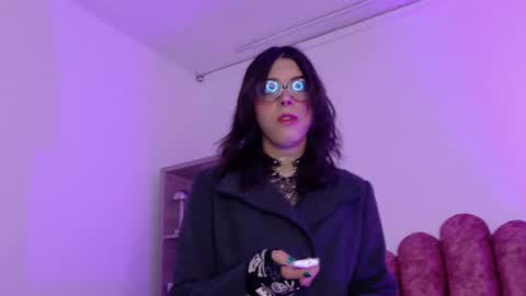 Snapshot of lullaby_charade chatting on November 14, 2025, 12:04 pm Cookie online show from November 14, 2025, 12:04 pm