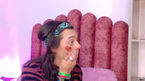 Snapshot of lullaby_charade chatting on November 24, 2025, 12:27 pm Cookie online show from November 24, 2025, 12:27 pm