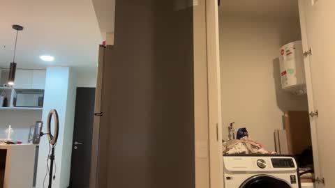 lulu21lulu online show from March 3, 2026, 4:07 am