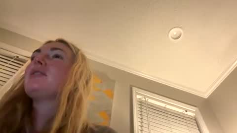 lulu22199 online show from July 30, 2026, 2:21 am