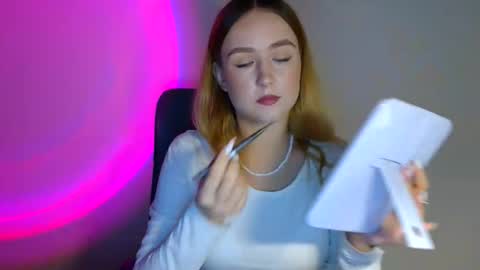 Lulu Baby18 online show from November 21, 2025, 8:13 am