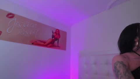 Snapshot of lulu_exotic chatting on January 18, 2025, 4:42 pm BRENDA TATIANA online show from January 18, 2025, 4:42 pm