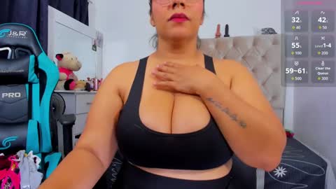  ferrer   online show from November 14, 2025, 8:29 pm