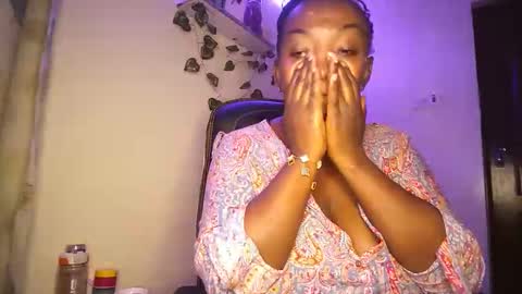 lulu_sparks1 online show from October 18, 2025, 5:21 am