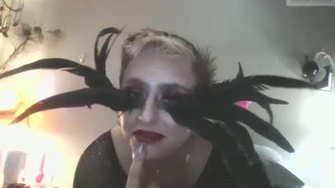 Snapshot of lulusconcubine chatting on September 28, 2025, 4:12 pm lulusconcubine online show from September 28, 2025, 4:12 pm